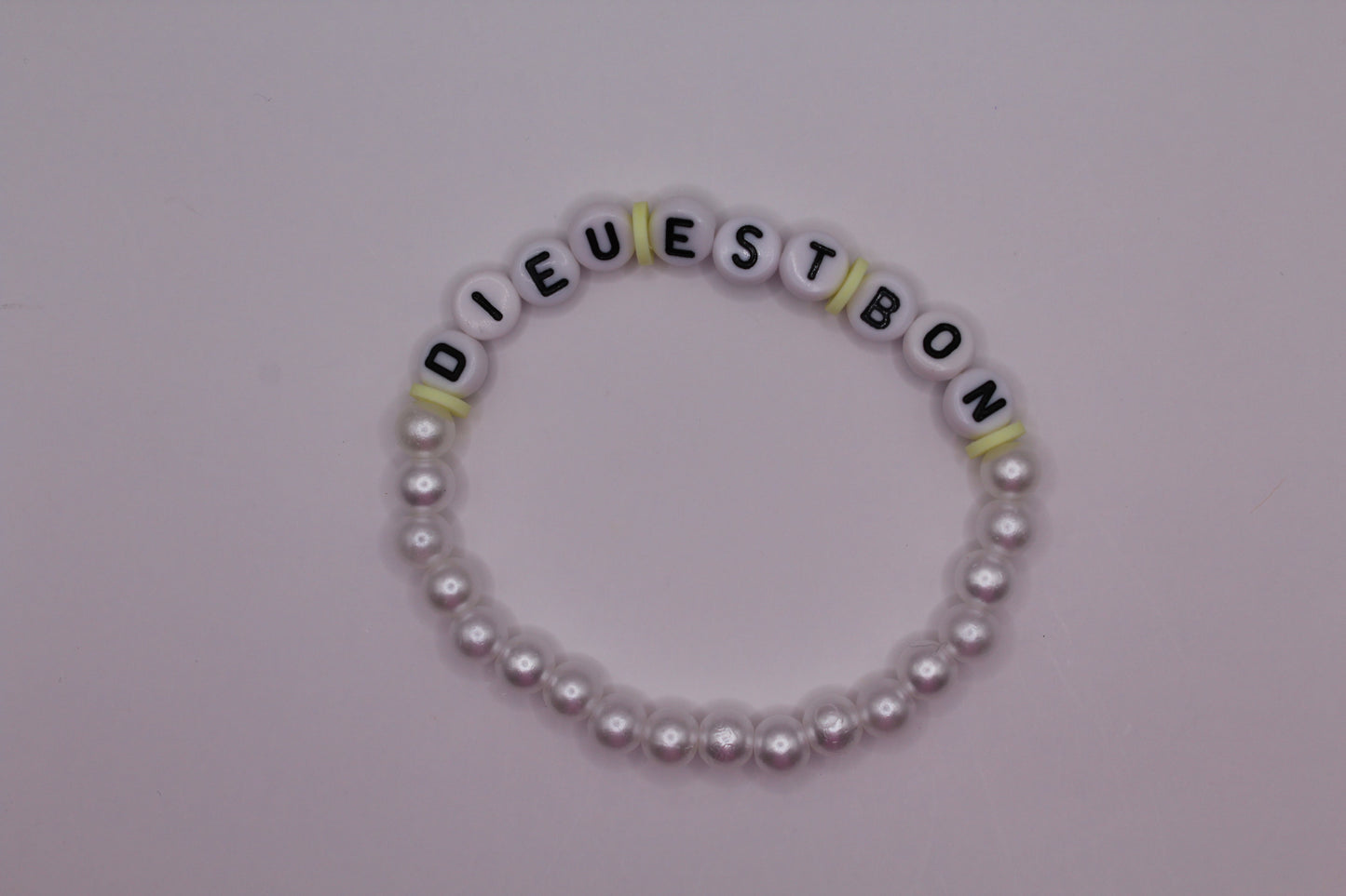 Dieu Est Bon Bracelets
