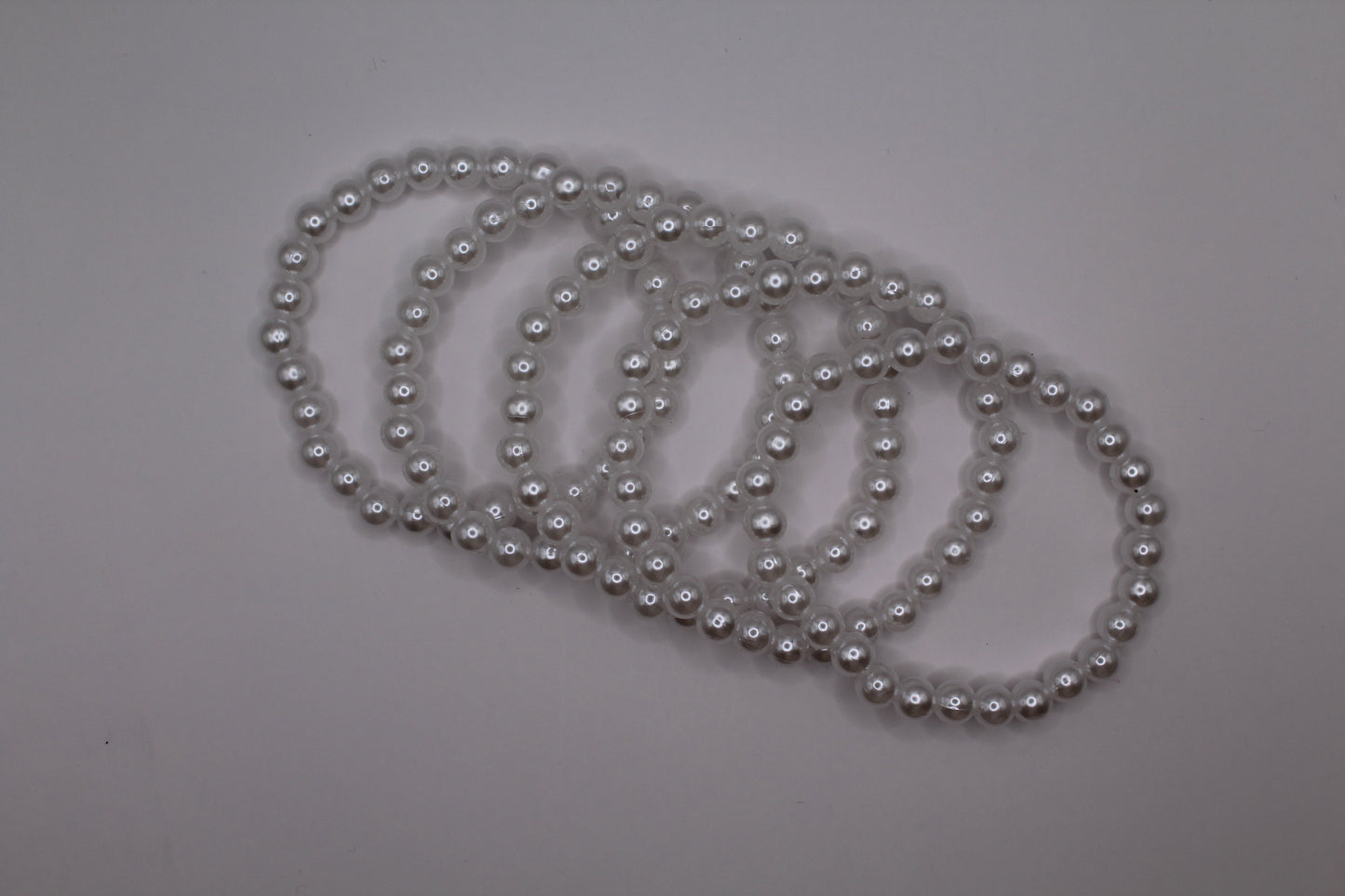 Plain Pearl Bracelet