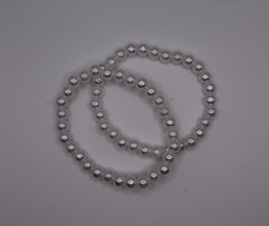 Plain Pearl Bracelet