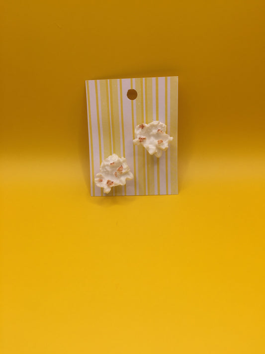 Popcorn earrings 🍿